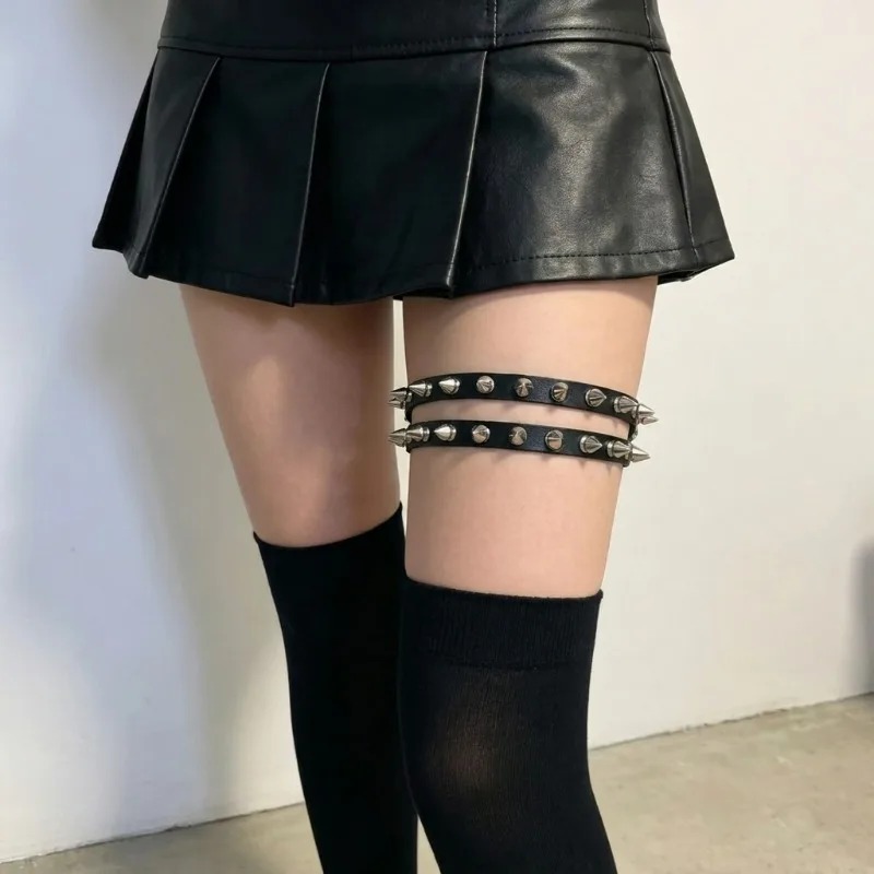 Double Row Cone Spike Leg Gart - Garter Belt Set incelemesi ve fiyatı